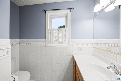 35 North Street Enfield CT 06082