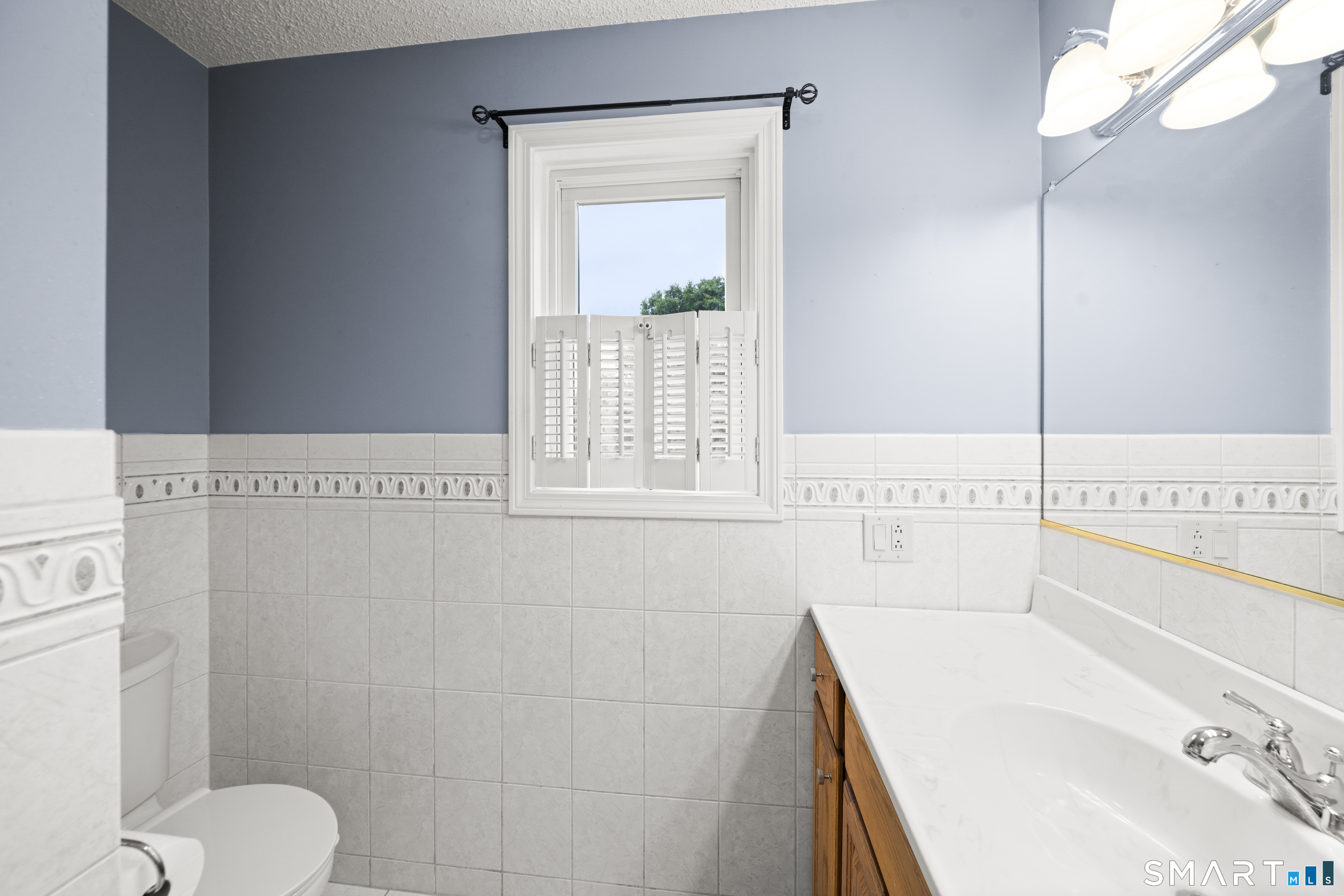 35 North Street Enfield CT 06082
