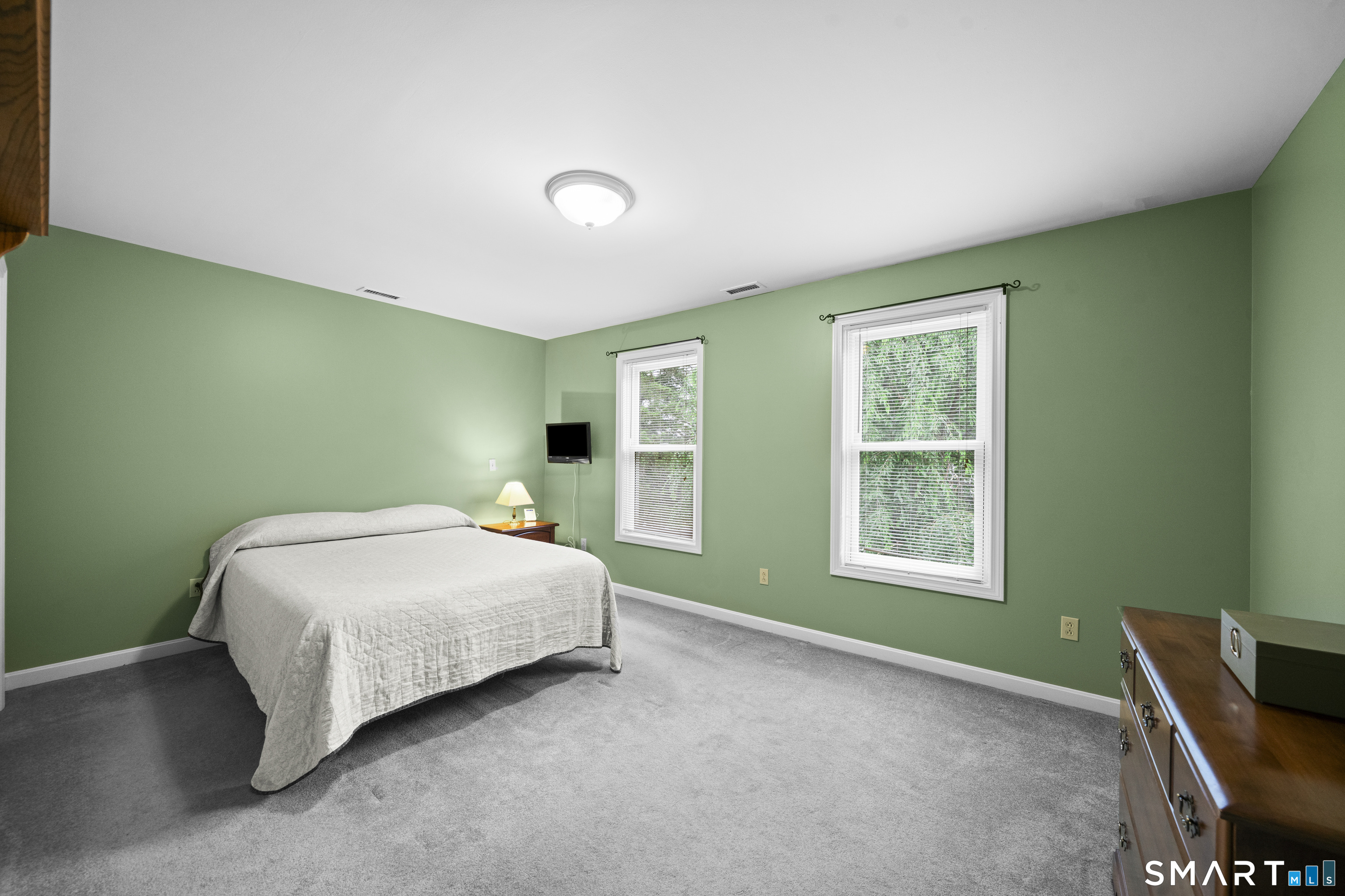 35 North Street Enfield CT 06082