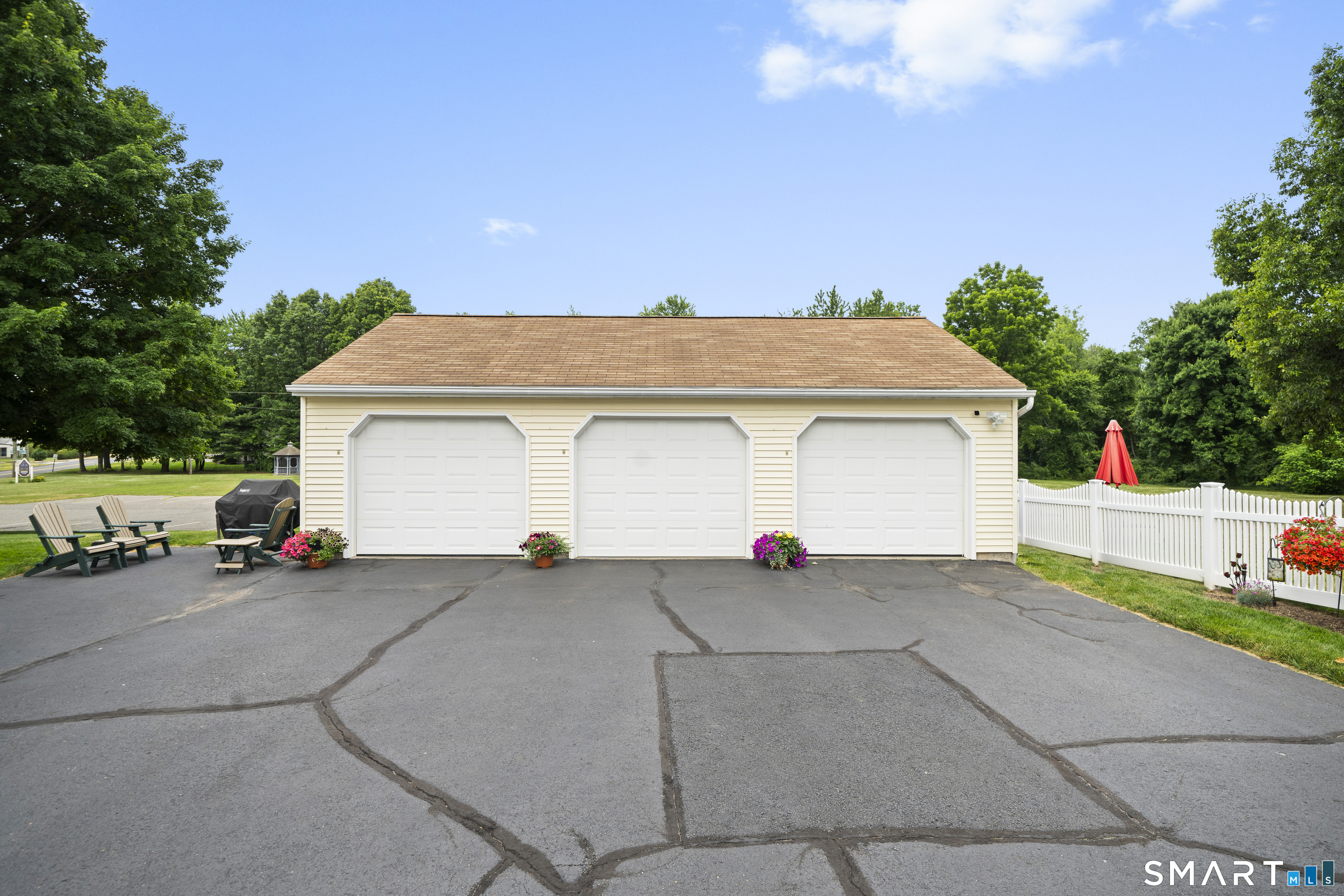 35 North Street Enfield CT 06082