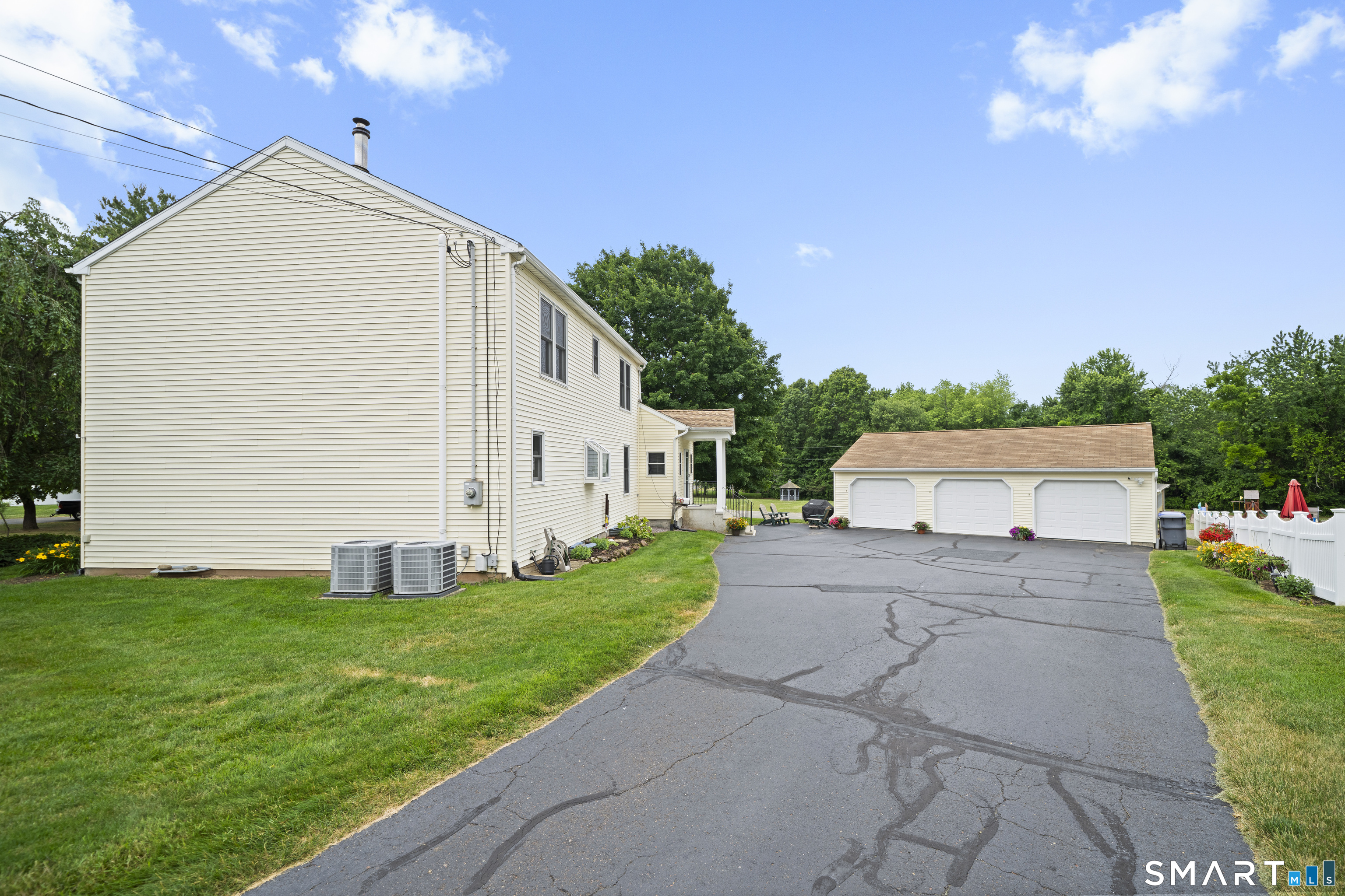 35 North Street Enfield CT 06082