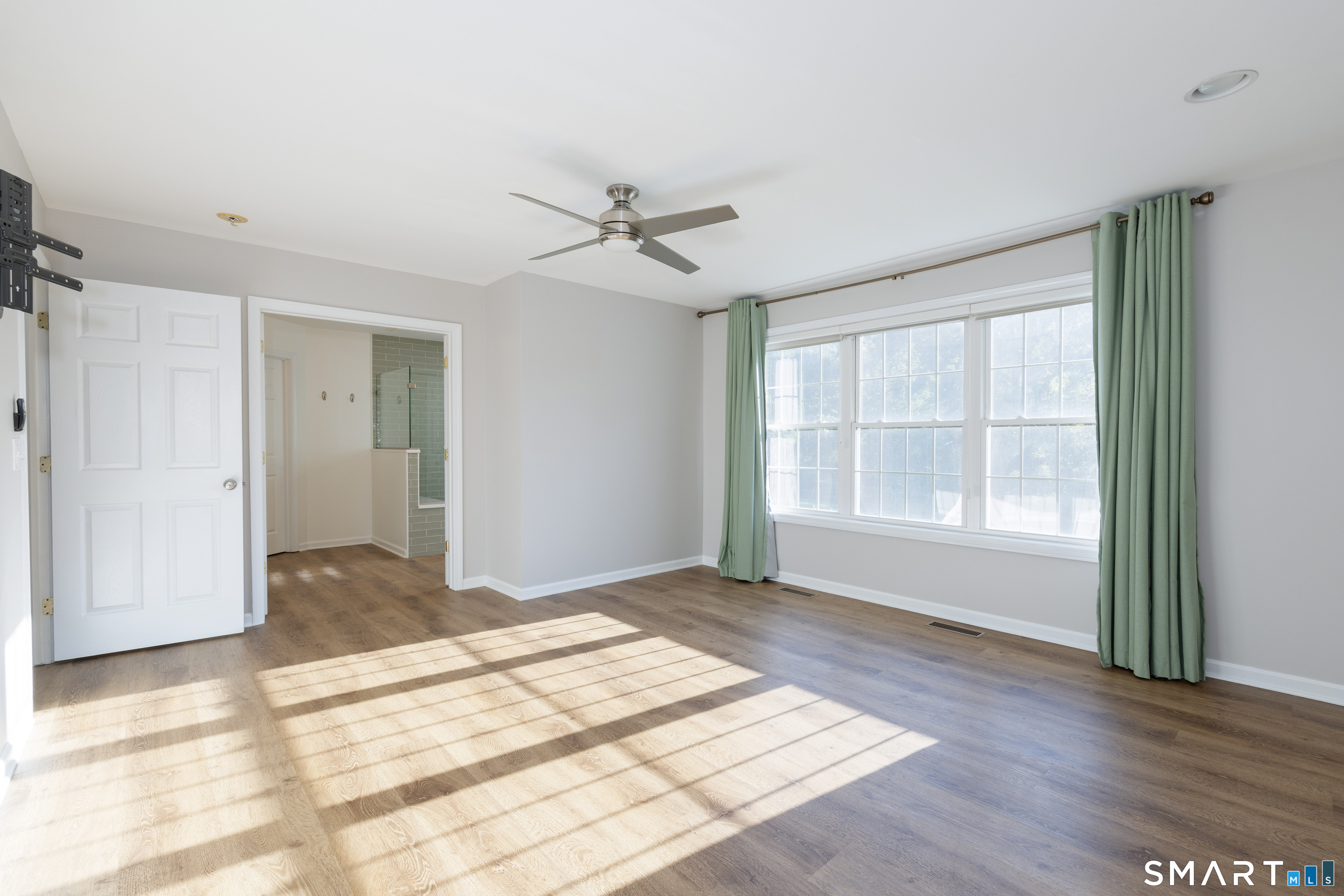 469 Bradley Street East Haven CT 06512