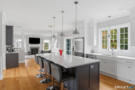 33 Tanbark Trail Farmington CT 06085