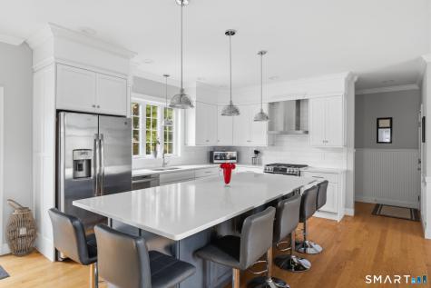 33 Tanbark Trail Farmington CT 06085