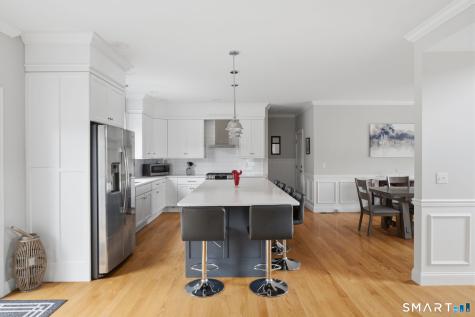 33 Tanbark Trail Farmington CT 06085