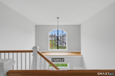 33 Tanbark Trail Farmington CT 06085
