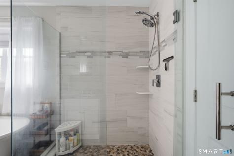 33 Tanbark Trail Farmington CT 06085