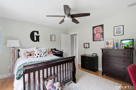 33 Tanbark Trail Farmington CT 06085