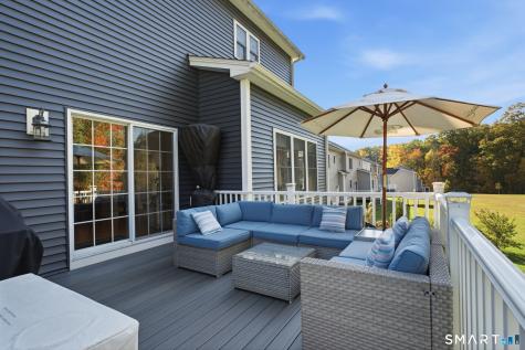 33 Tanbark Trail Farmington CT 06085