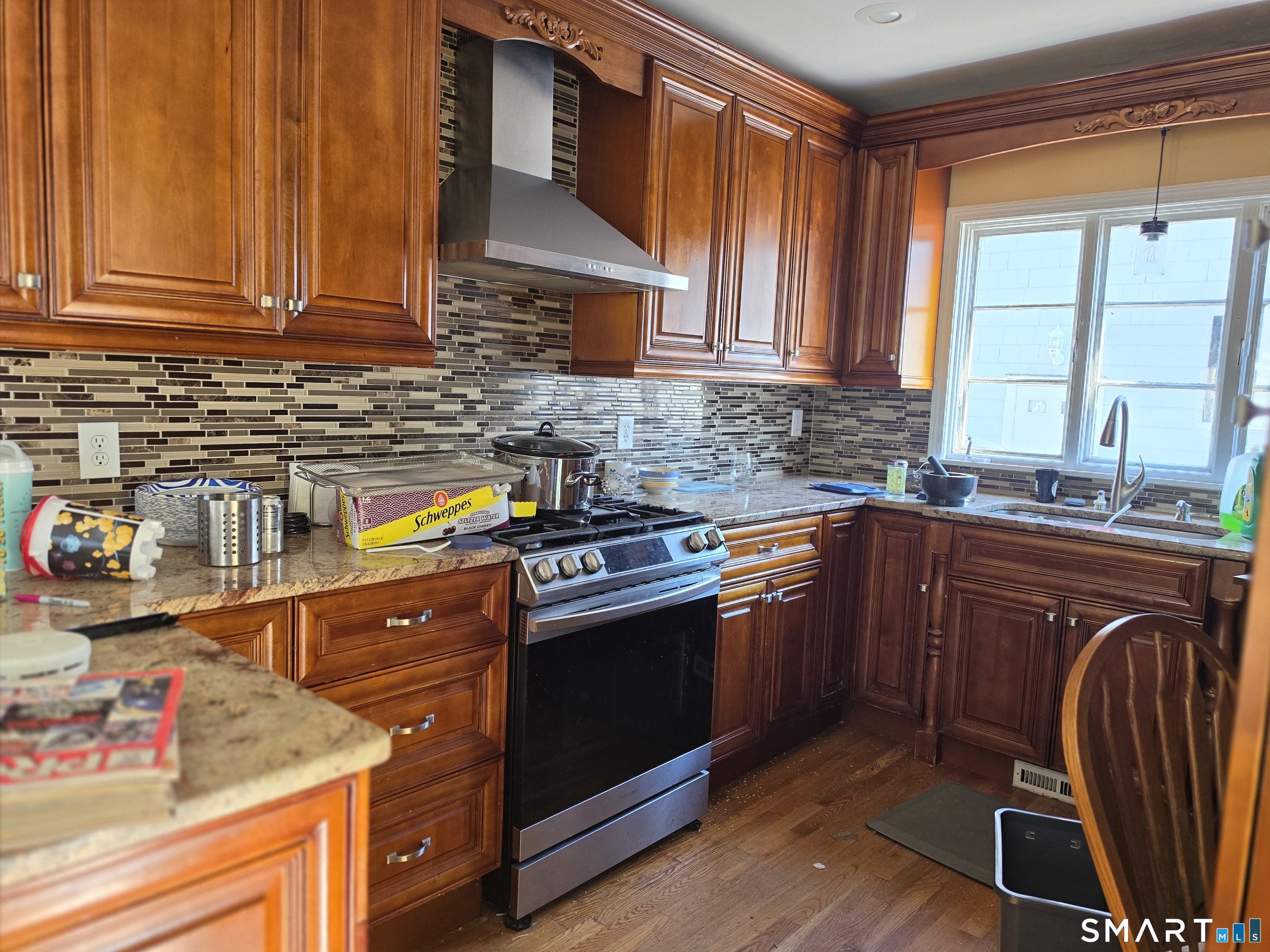 437 Woodstock Avenue Stratford CT 06614