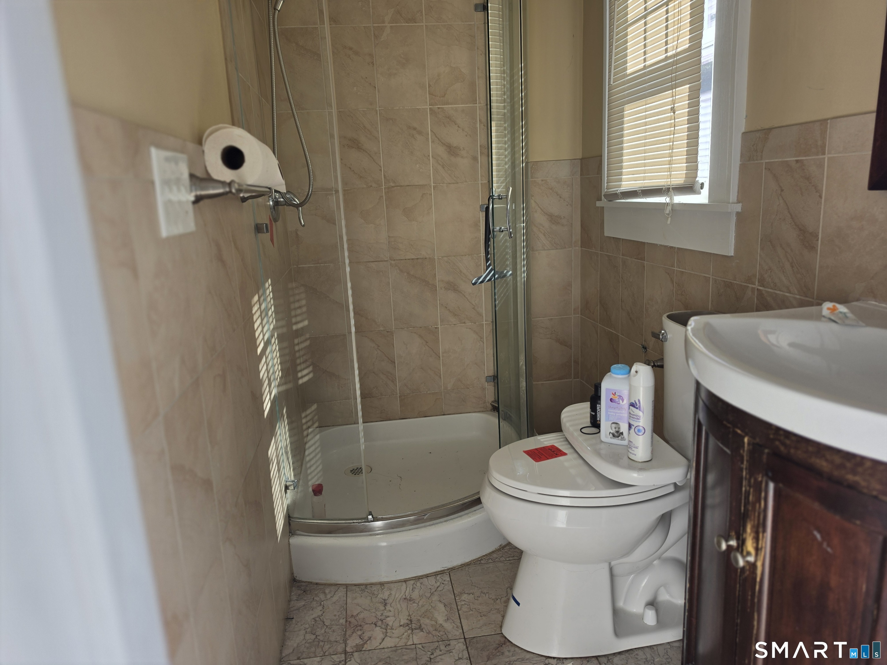 437 Woodstock Avenue Stratford CT 06614