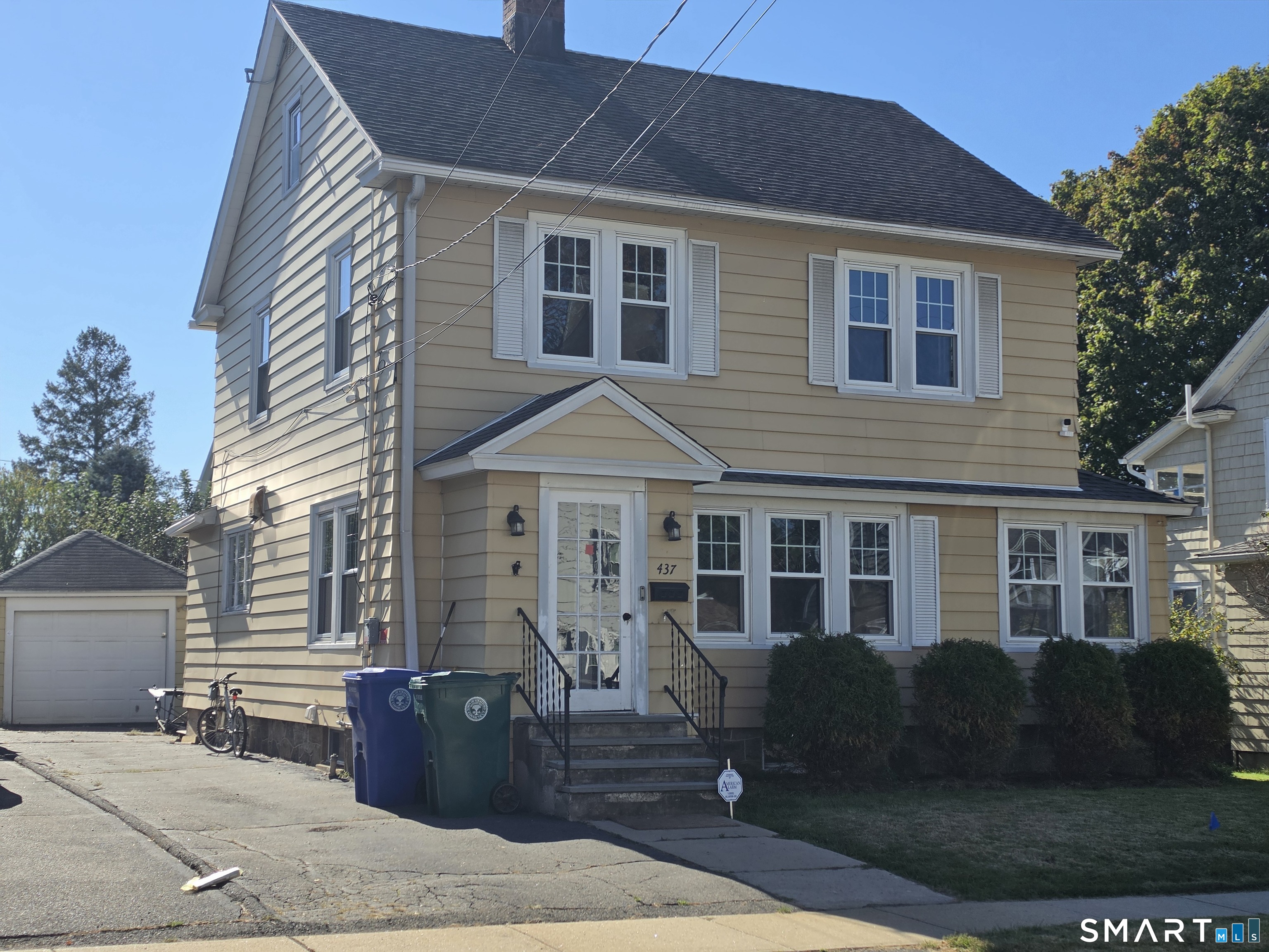 437 Woodstock Avenue Stratford CT 06614
