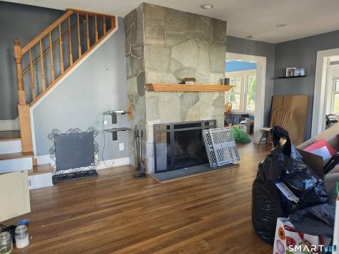 437 Woodstock Avenue Stratford CT 06614