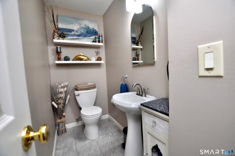 24 River Road Farmington CT 06085