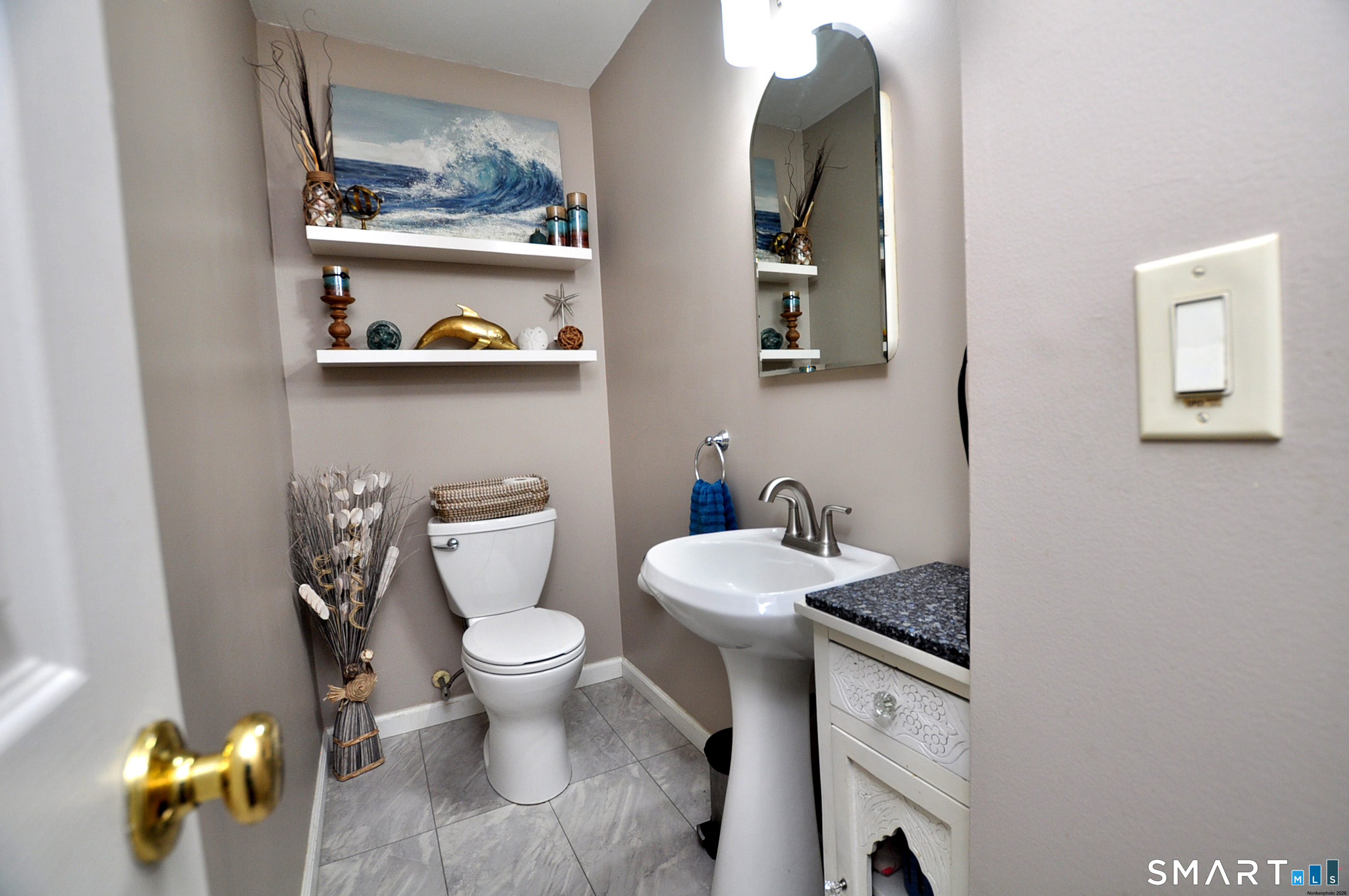 24 River Road Farmington CT 06085