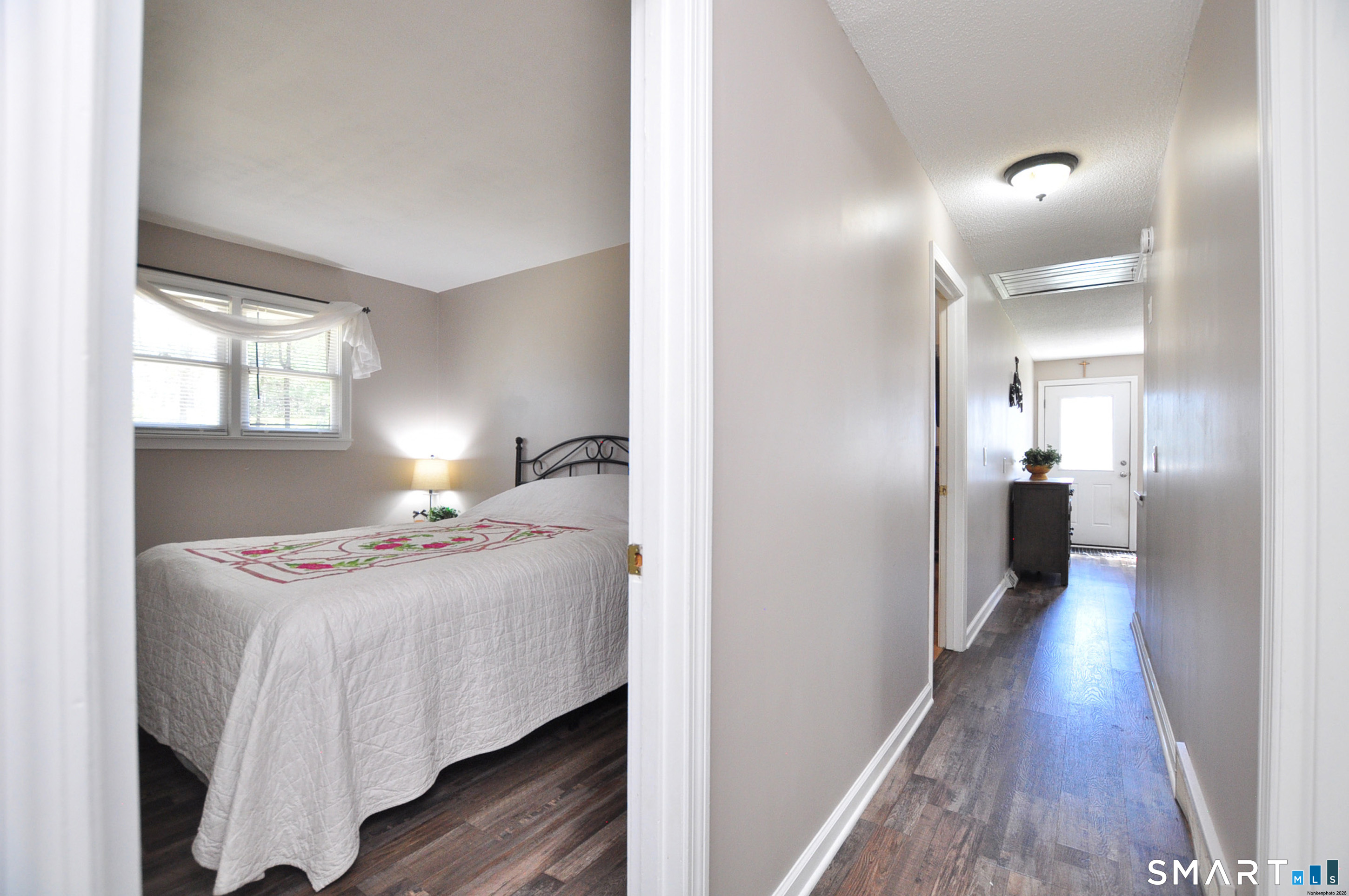 24 River Road Farmington CT 06085