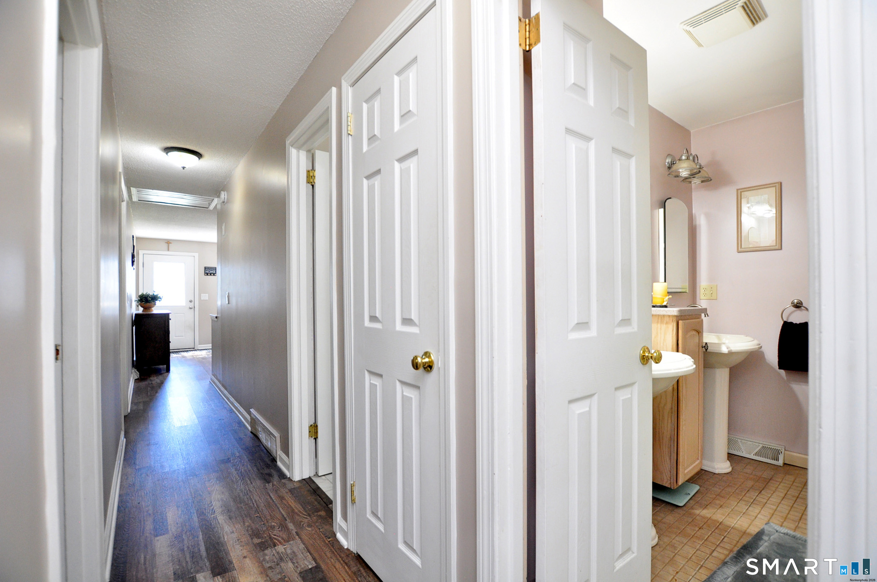 24 River Road Farmington CT 06085