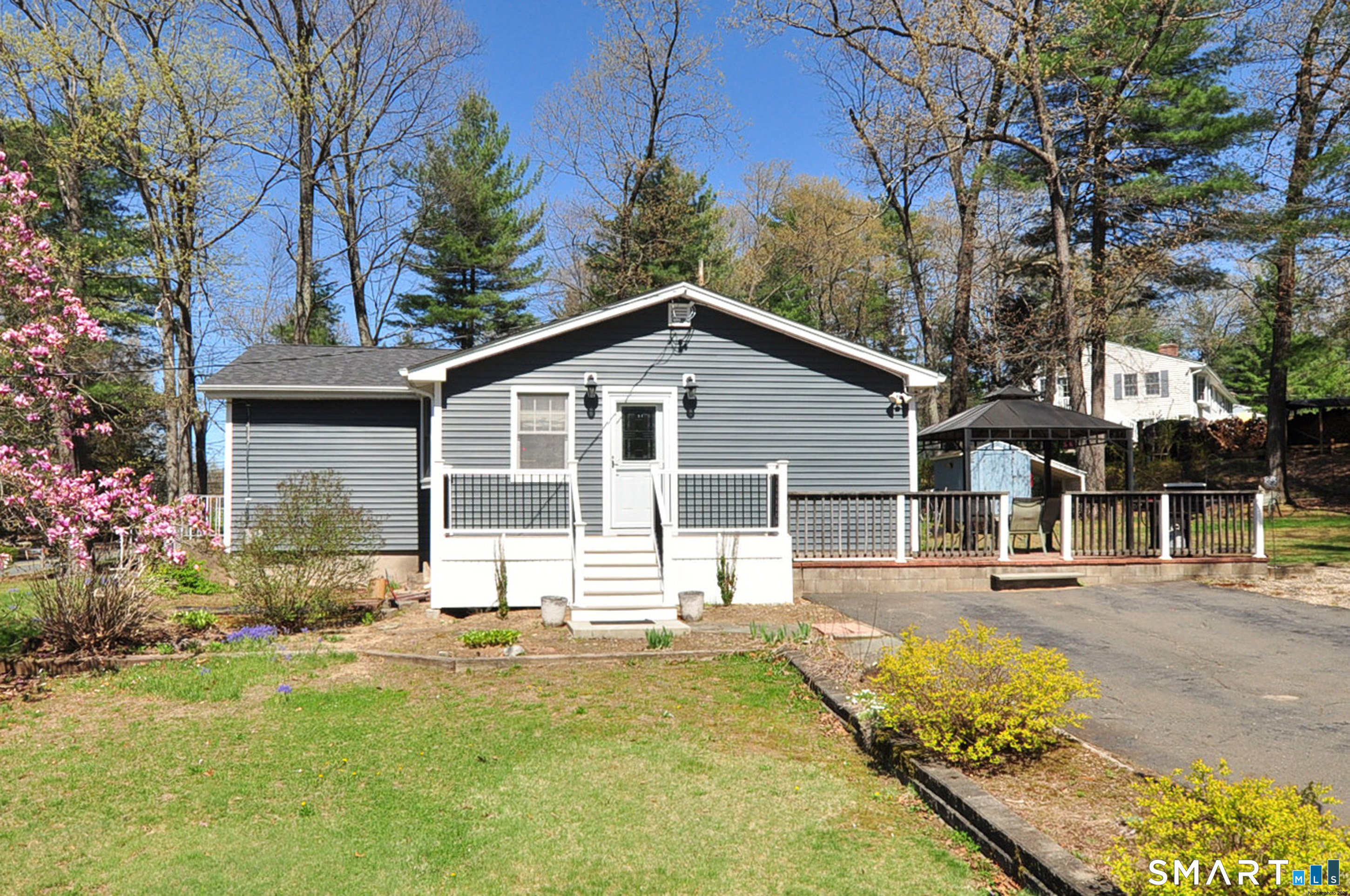 24 River Road Farmington CT 06085