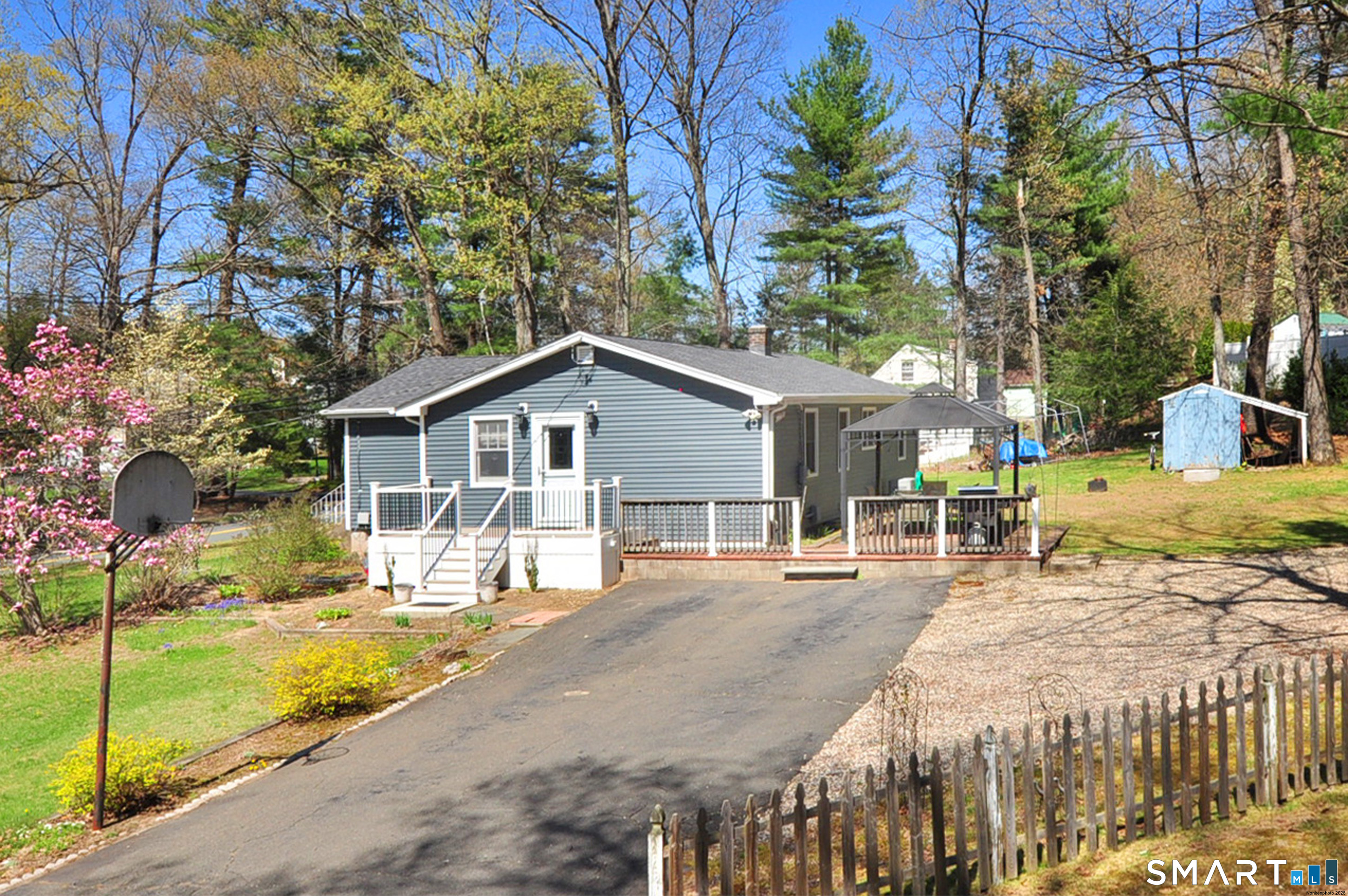 24 River Road Farmington CT 06085
