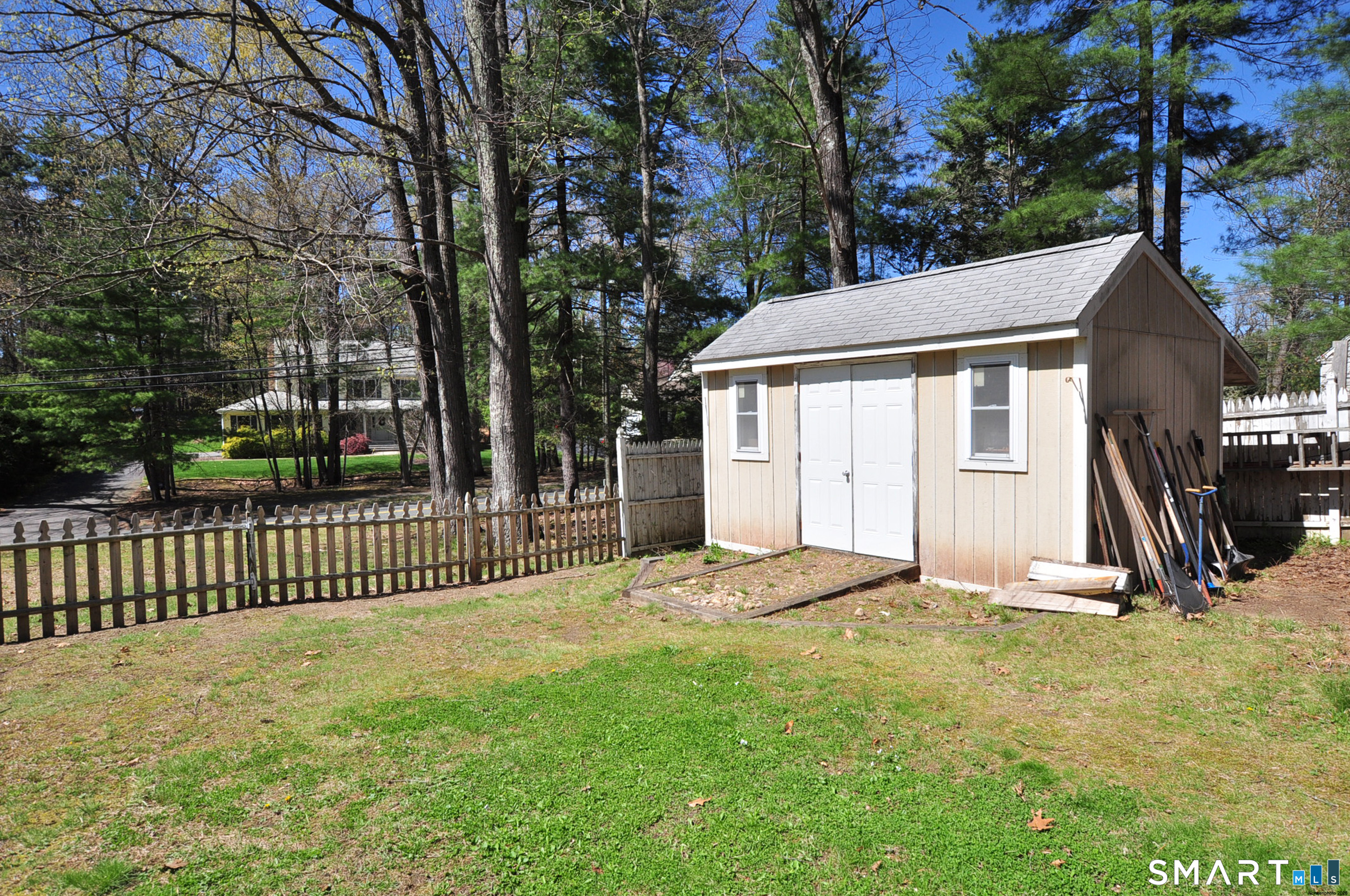 24 River Road Farmington CT 06085