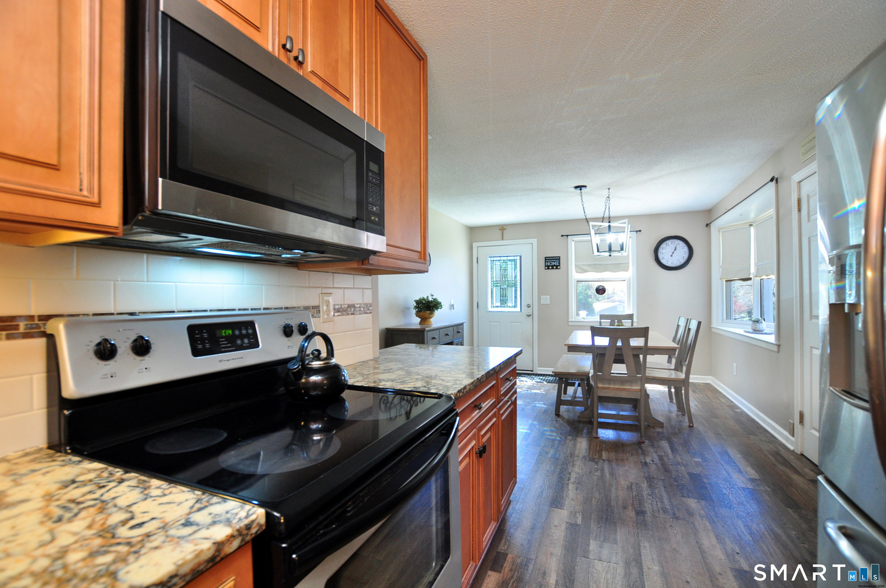 24 River Road Farmington CT 06085