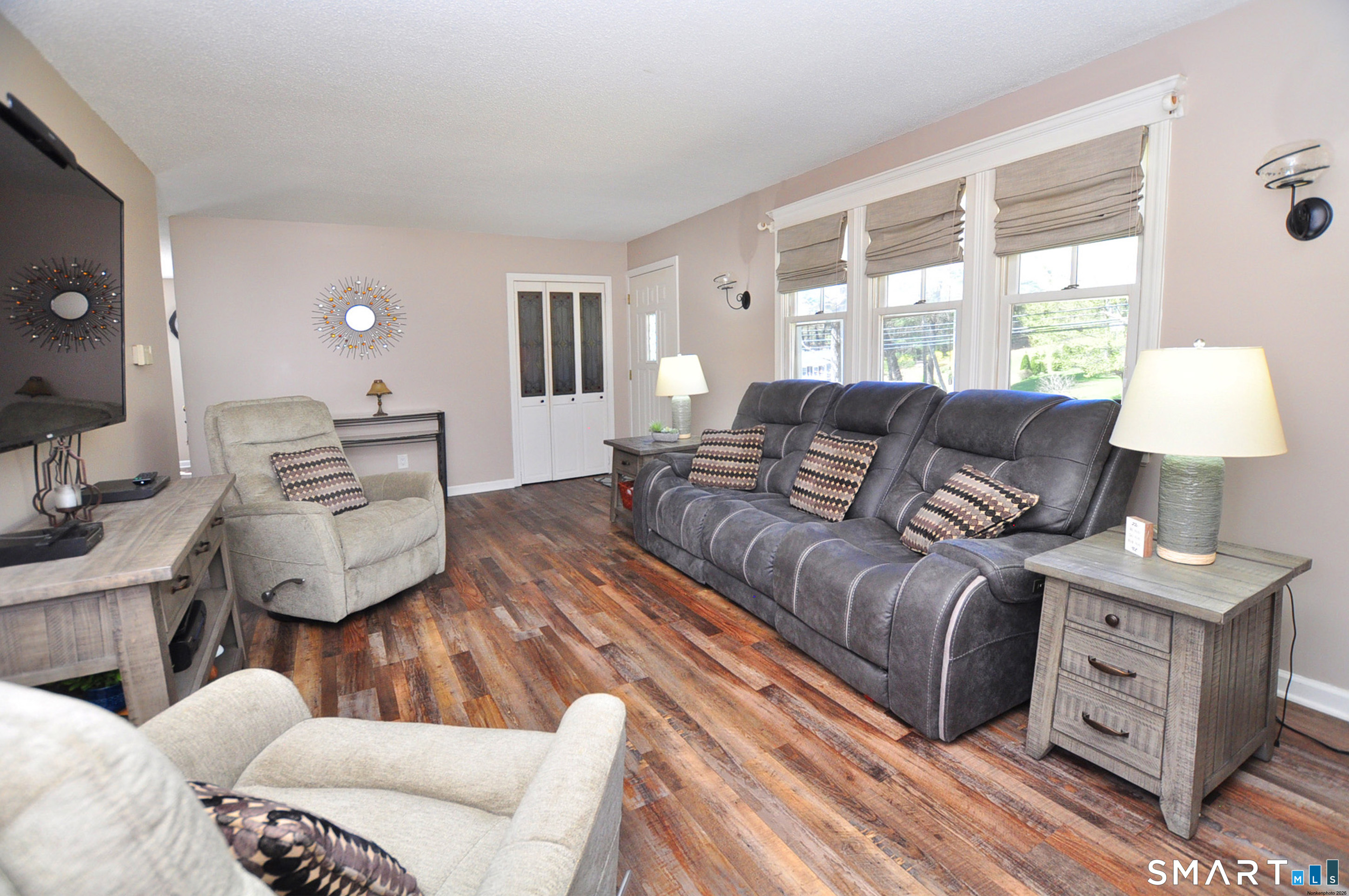 24 River Road Farmington CT 06085