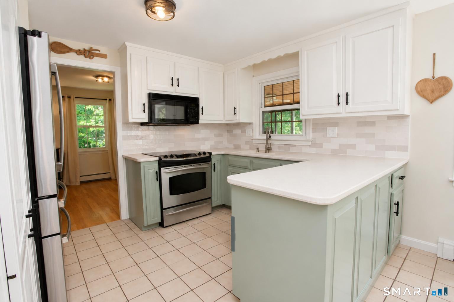 48 Quorn Hunt Road Simsbury CT 06092