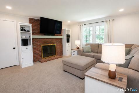 48 Quorn Hunt Road Simsbury CT 06092