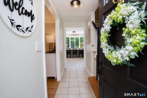 48 Quorn Hunt Road Simsbury CT 06092