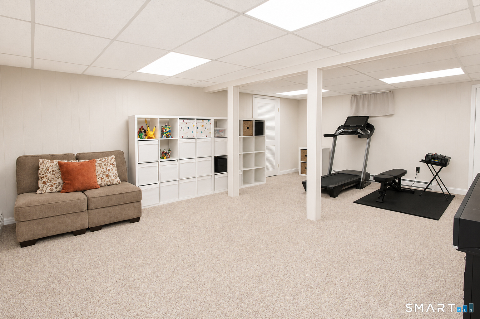 48 Quorn Hunt Road Simsbury CT 06092