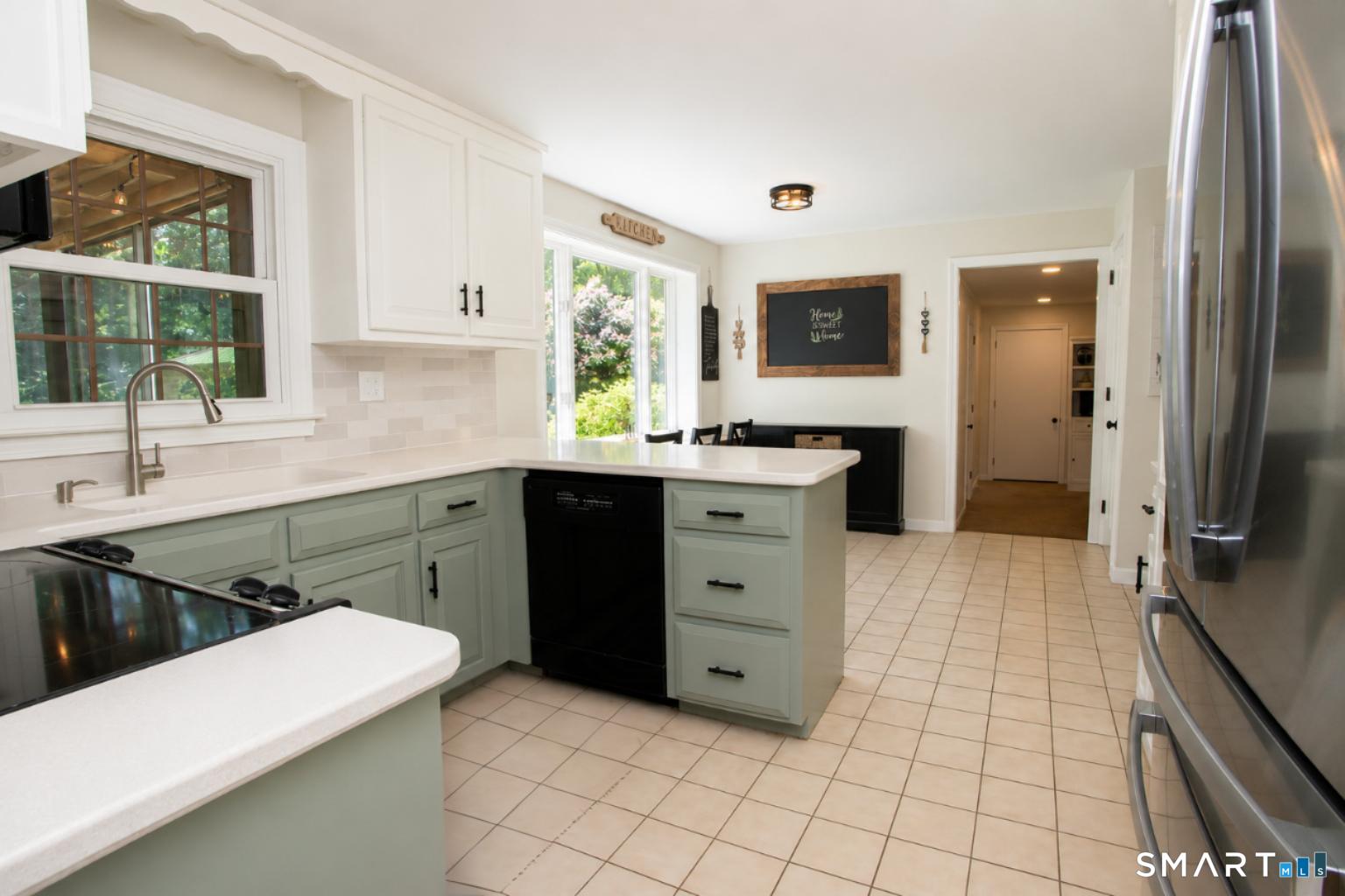 48 Quorn Hunt Road Simsbury CT 06092