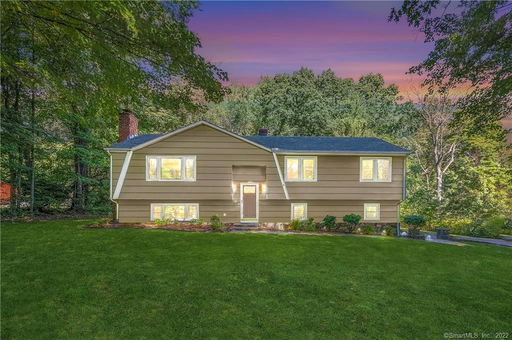 521 Clintonville Road North Haven CT 06473