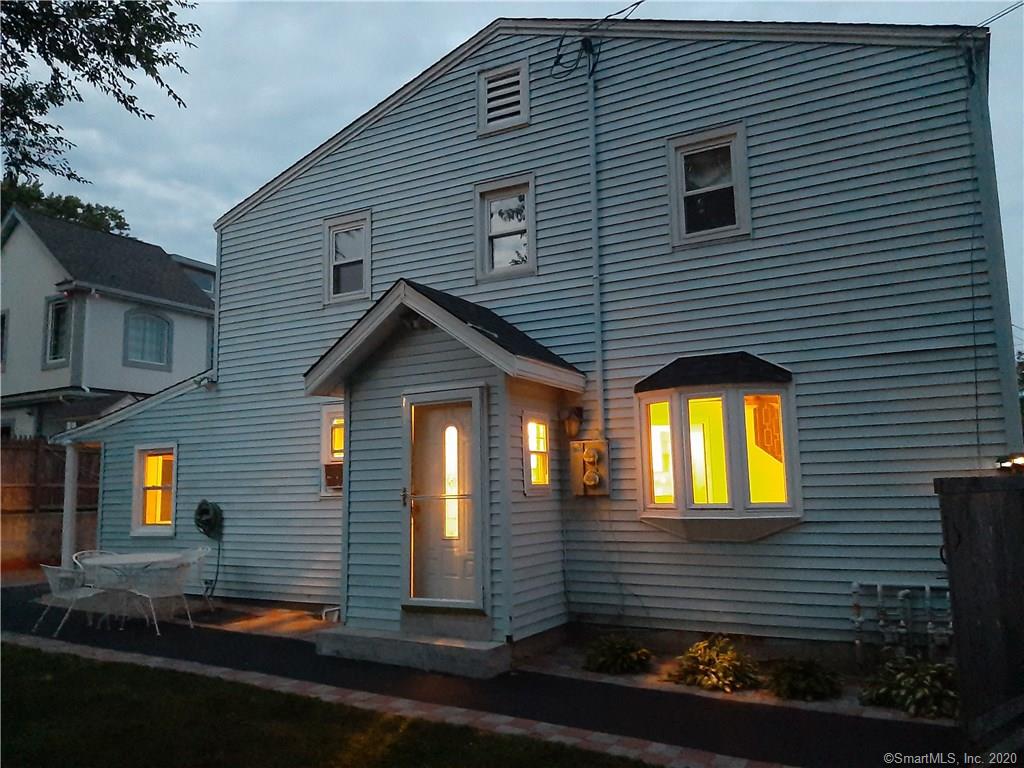 12 Knapps Park Drive Fairfield CT 06825