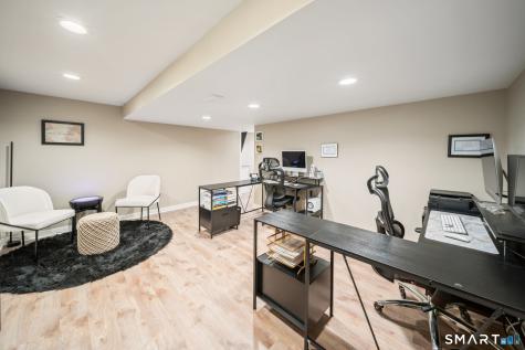 4 Gloria Avenue Seymour CT 06483