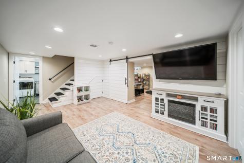 4 Gloria Avenue Seymour CT 06483