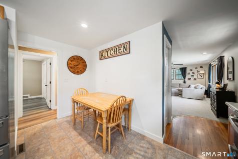 4 Gloria Avenue Seymour CT 06483