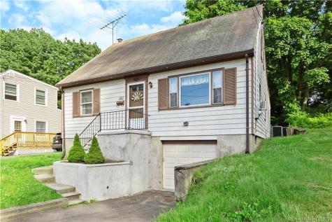 24 Edgemont Road Milford CT 06460