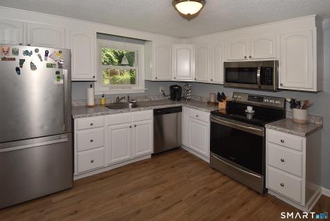 82 Rood Avenue Windsor CT 06095