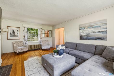 9 Bainbridge Road West Hartford CT 06119