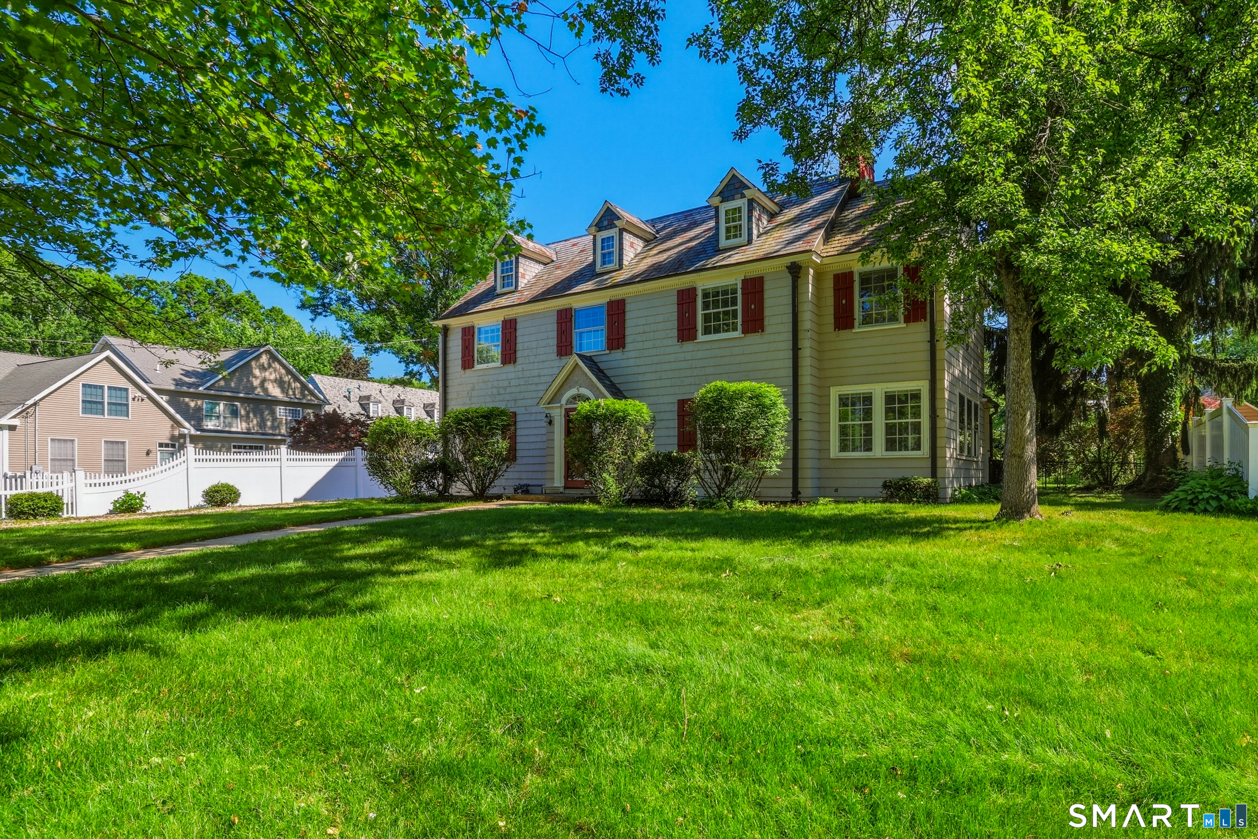 9 Bainbridge Road West Hartford CT 06119