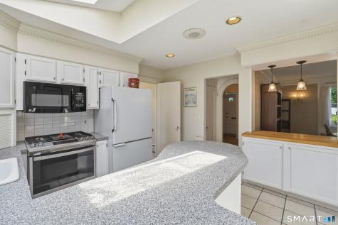 9 Bainbridge Road West Hartford CT 06119