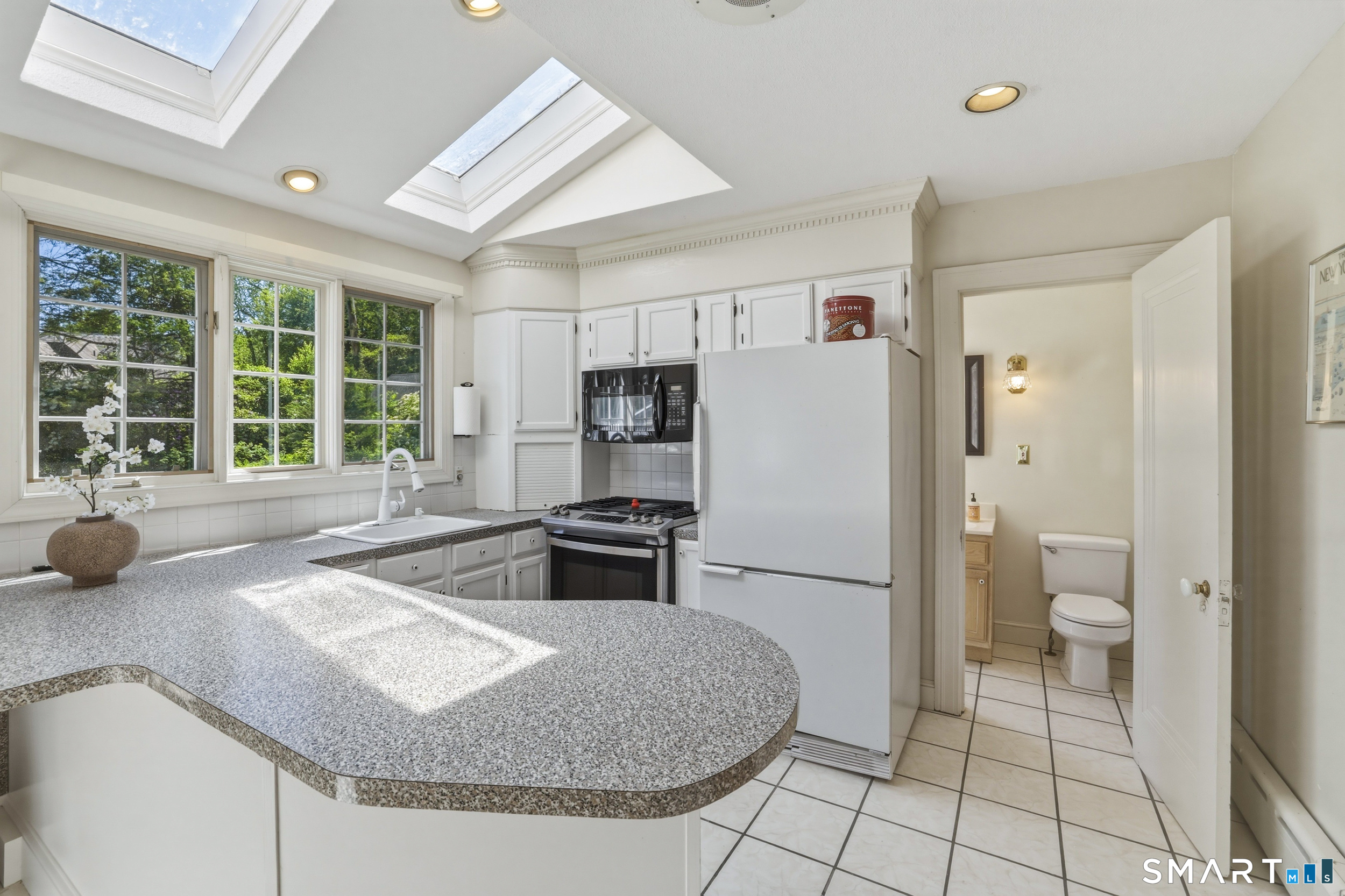 9 Bainbridge Road West Hartford CT 06119