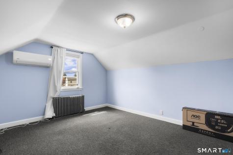620 Granfield Avenue Bridgeport CT 06610