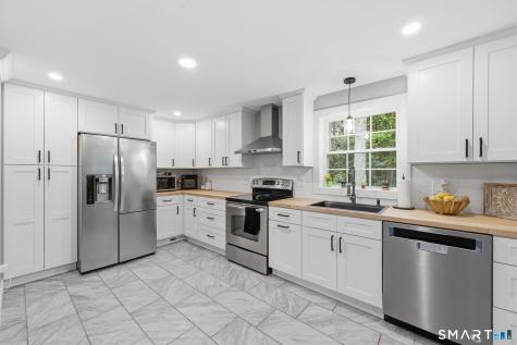 57 Dings Road New Hartford CT 06057