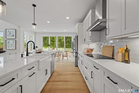 6 Twin Valley Road East Lyme CT 06333