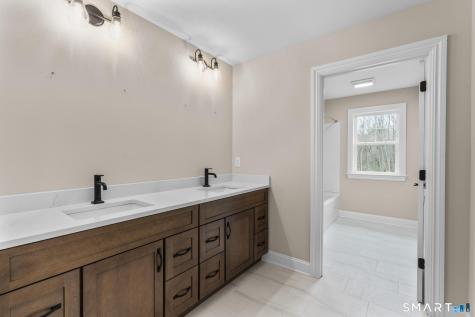 6 Twin Valley Road East Lyme CT 06333