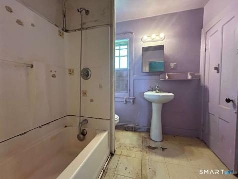 25 Morgan Court Groton CT 06340