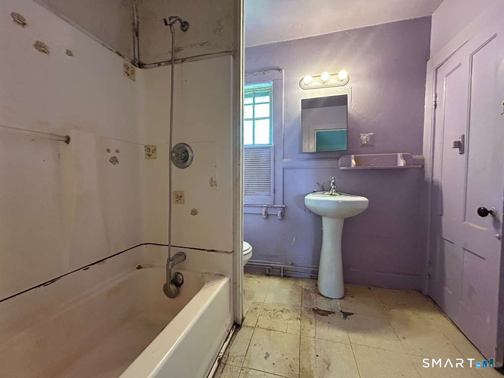 25 Morgan Court Groton CT 06340