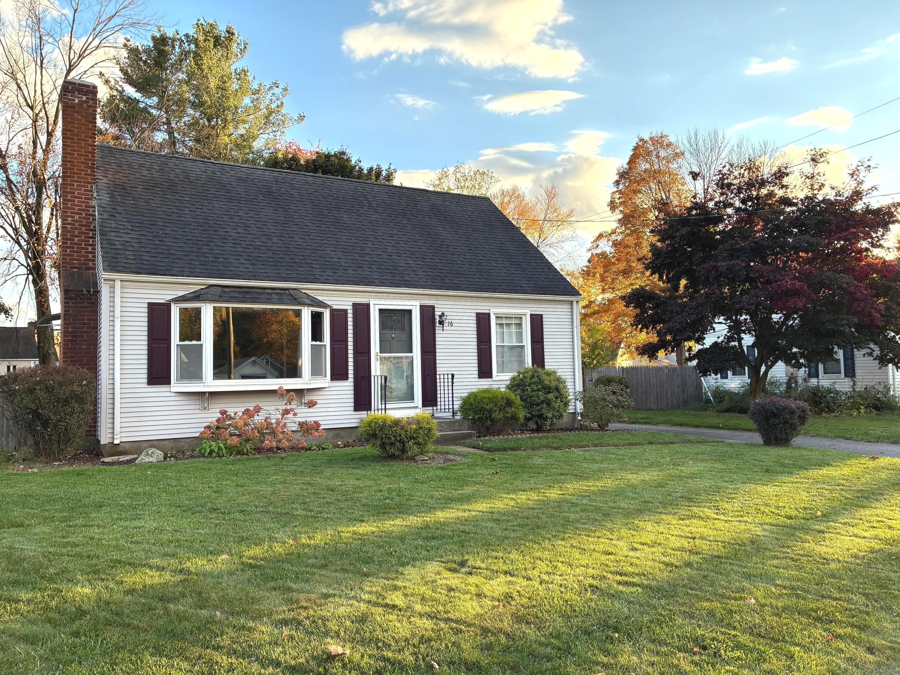 16 Colony Road Enfield CT 06082