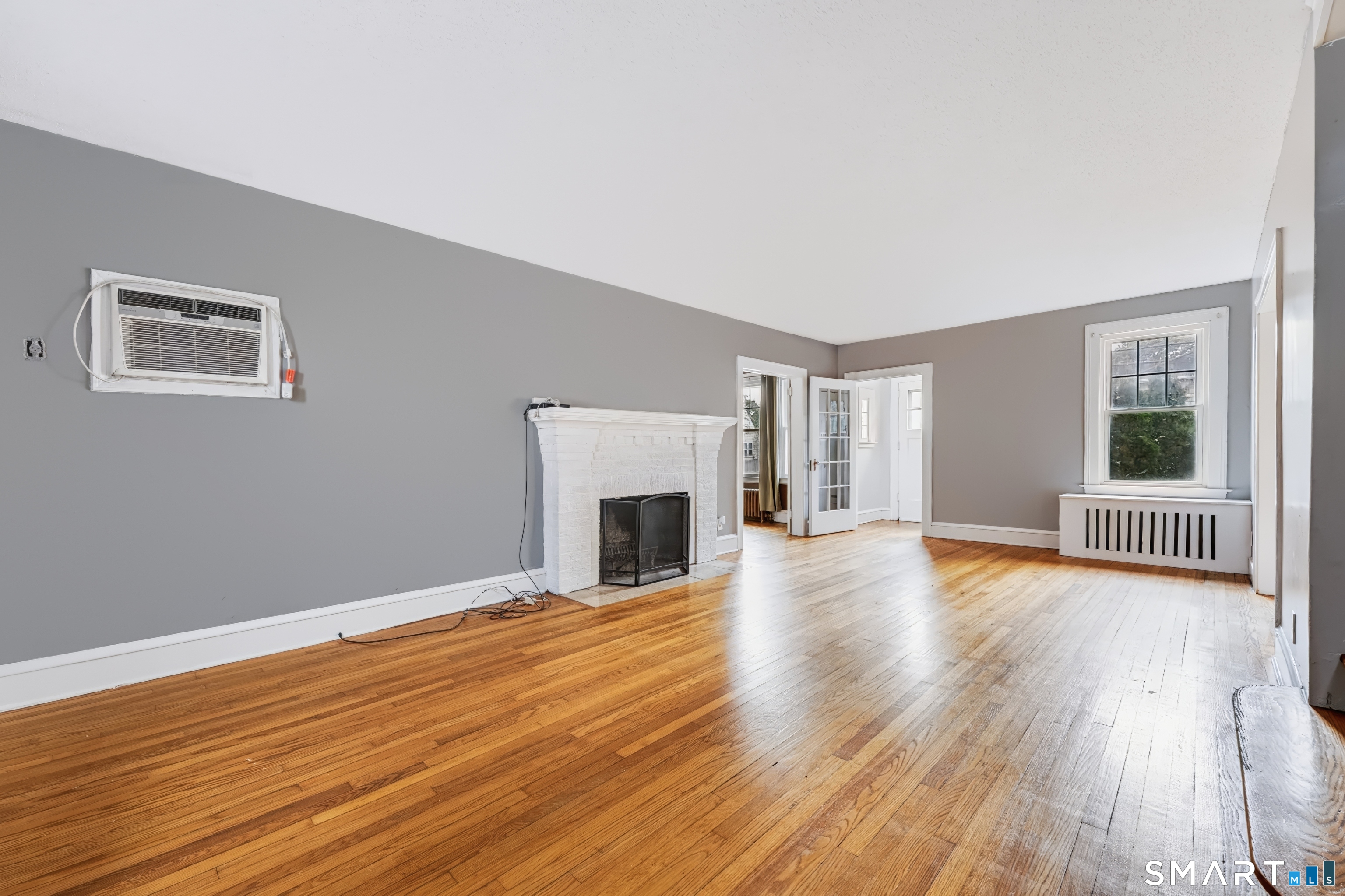 24 Giddings Avenue Windsor CT 06095